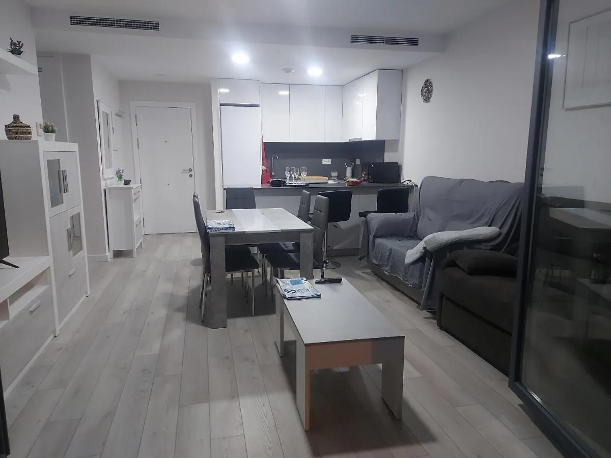 Apartamento Valle-Niza: Beachfront Retreat in Velez-Malaga Apartment Malaga